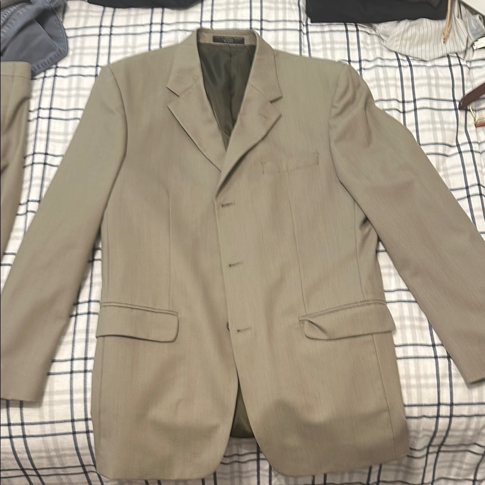2000s vintage men’s 3-button suit size 42L 36W